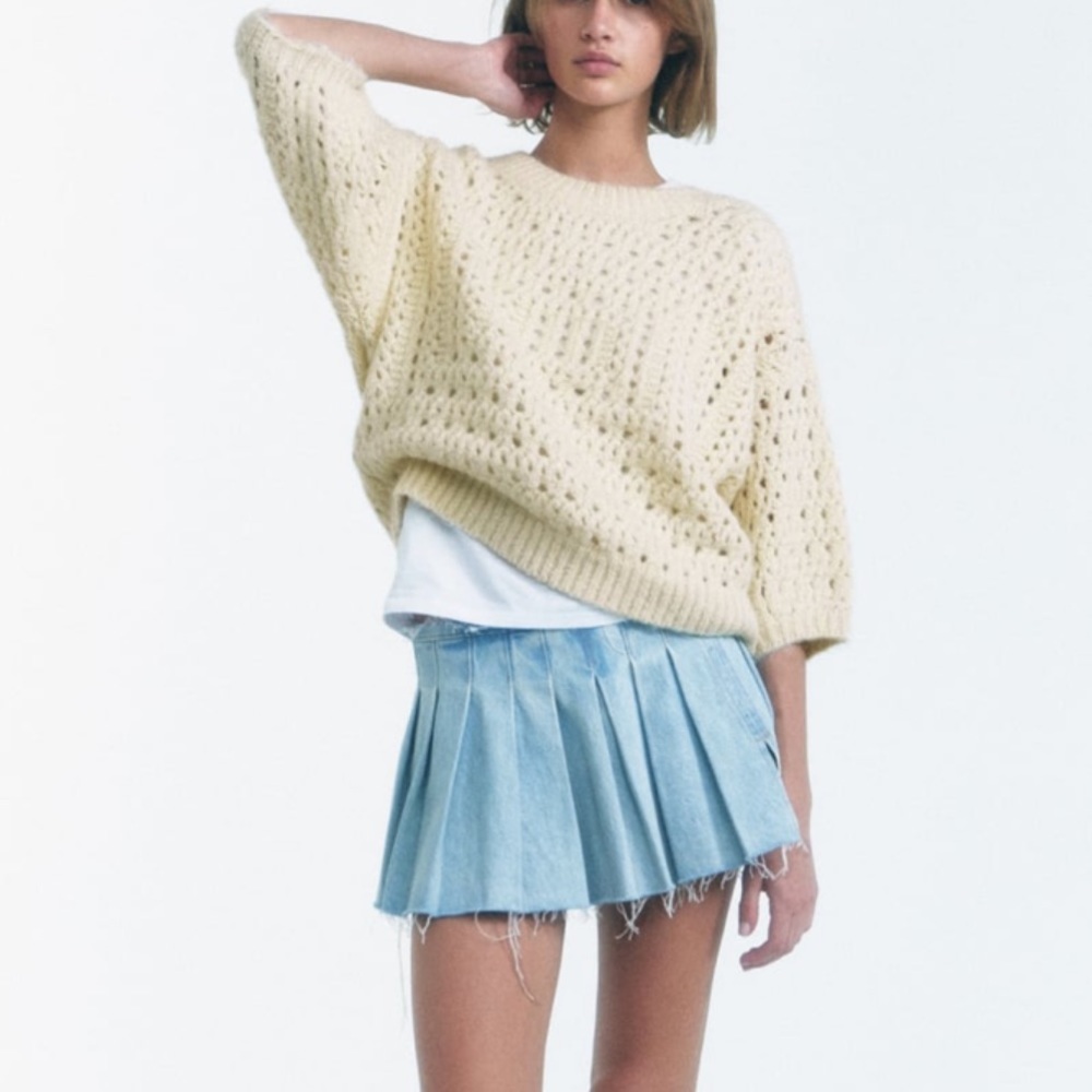 NWOT Zara cropped knit sweater